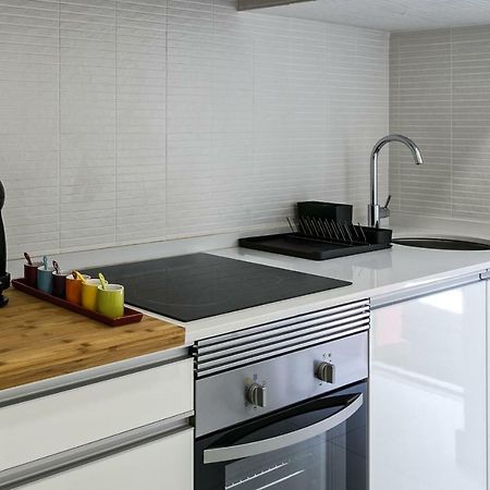 דירות ליסבון Hip Tailor Made Flat In Bairro Alto מראה חיצוני תמונה