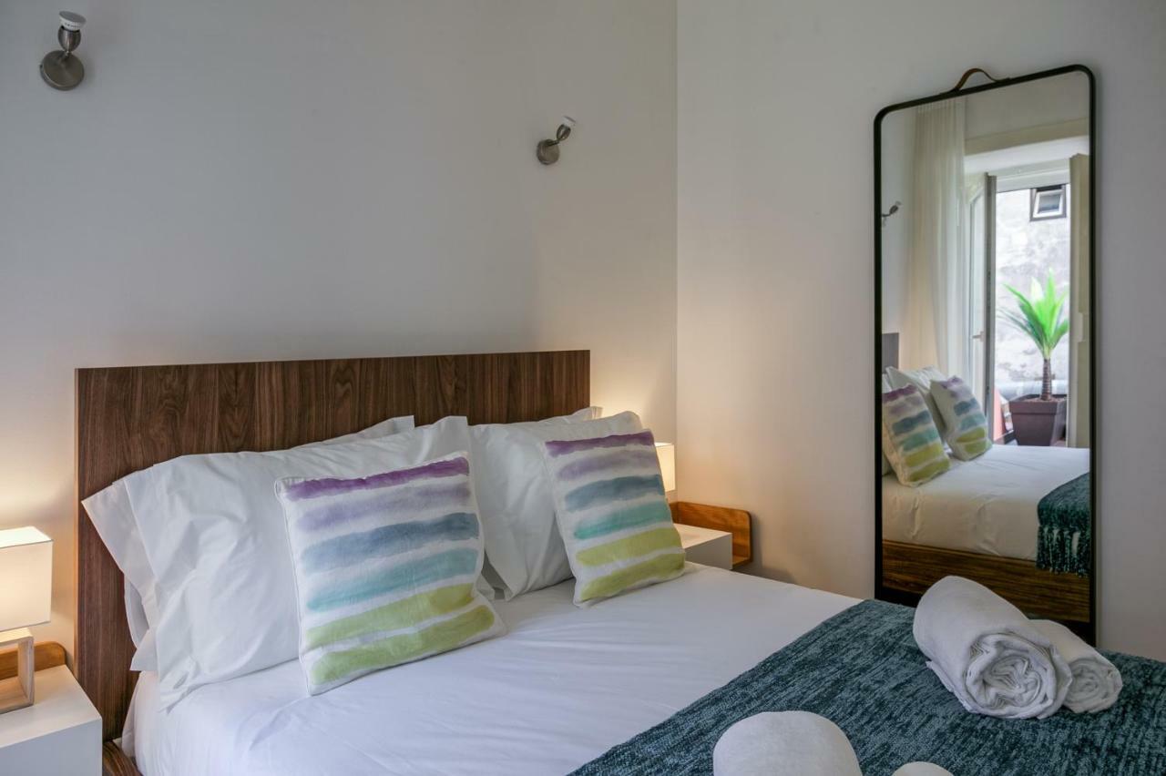 דירות ליסבון Hip Tailor Made Flat In Bairro Alto מראה חיצוני תמונה