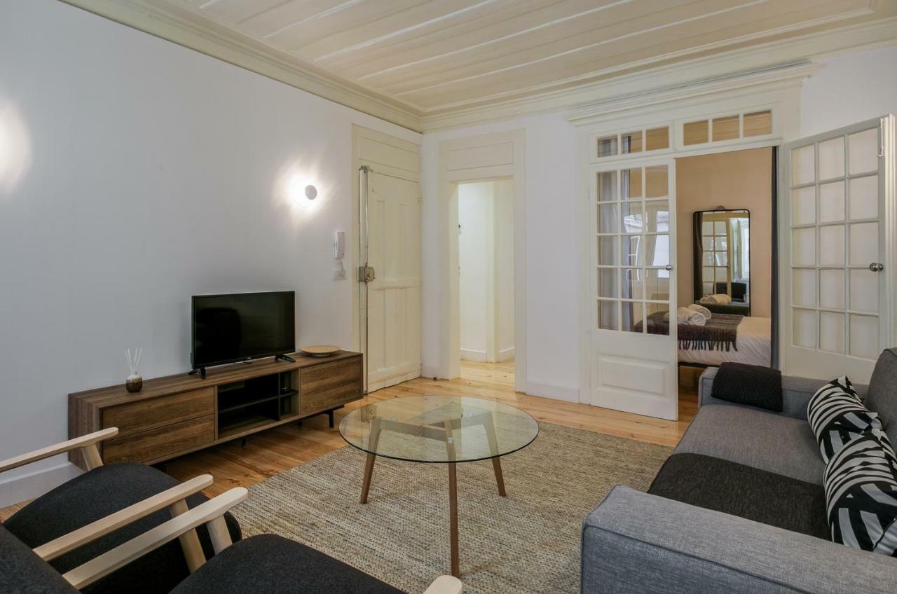 דירות ליסבון Hip Tailor Made Flat In Bairro Alto מראה חיצוני תמונה