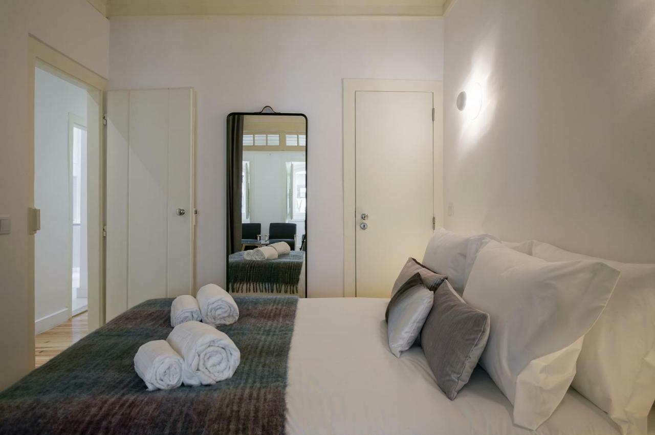 דירות ליסבון Hip Tailor Made Flat In Bairro Alto מראה חיצוני תמונה