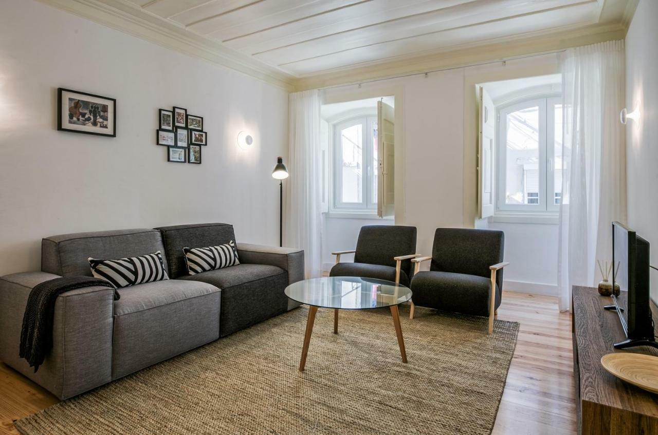 דירות ליסבון Hip Tailor Made Flat In Bairro Alto מראה חיצוני תמונה